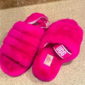 Kids Pink Ugg Slippers